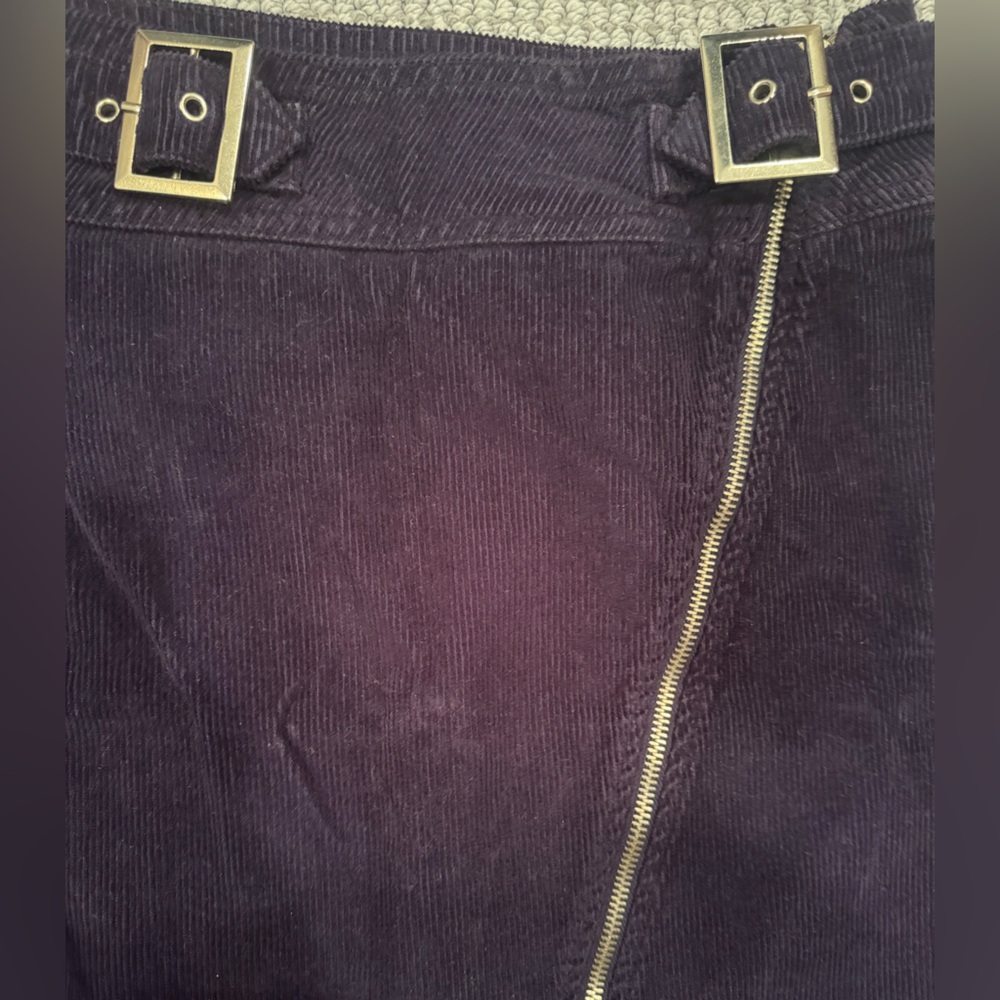 💙URBAN OUTFITTERS CORDUROY MINI SKIRT💙 - Picture 6 of 11
